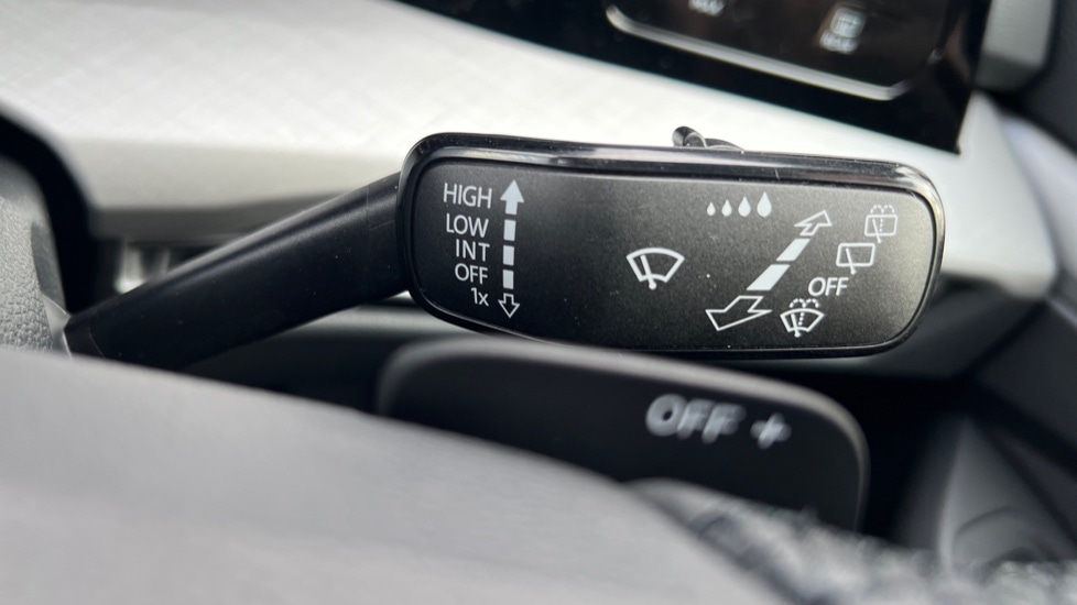 Used Volkswagen Golf 2025 for sale - 76873875: Photo 33