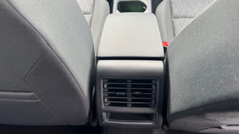 Used Volkswagen Golf 2025 for sale - 76873875: Photo 34