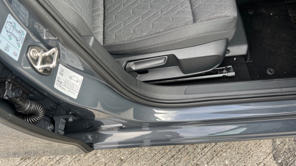 Used Volkswagen Golf 2025 for sale - 76873875: Photo 40