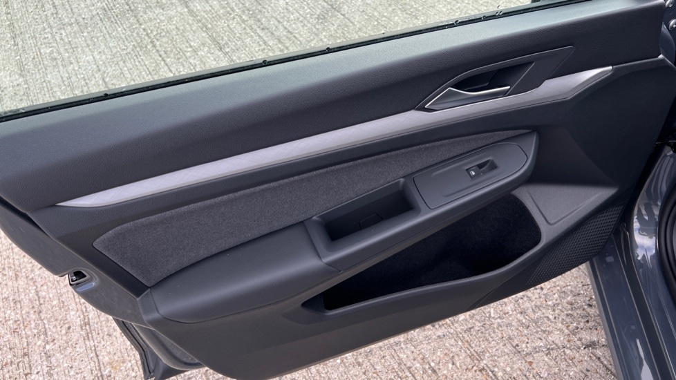 Used Volkswagen Golf 2025 for sale - 76873875: Photo 41