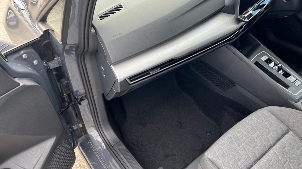 Used Volkswagen Golf 2025 for sale - 76873875: Photo 42