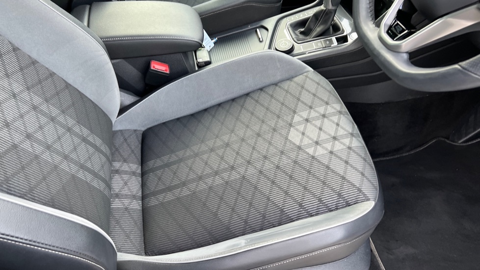 Used Volkswagen Tiguan 2021 for sale - 76873919: Photo 39