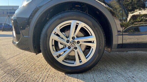 Used Volkswagen T-Roc 2025 for sale - 76025272: Photo 18