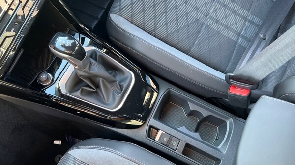 Used Volkswagen T-Roc 2025 for sale - 76025272: Photo 35