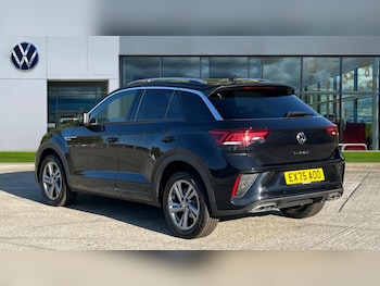 Used Volkswagen T-Roc 2025 for sale - 76025272: Photo 3