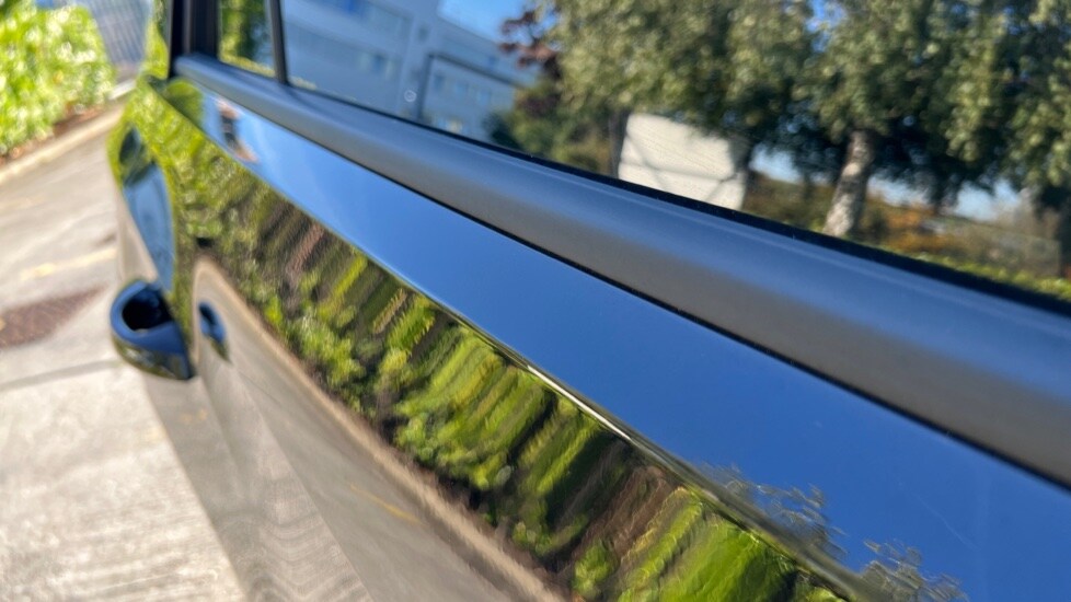 Used Volkswagen T-Roc 2025 for sale - 76025272: Photo 56