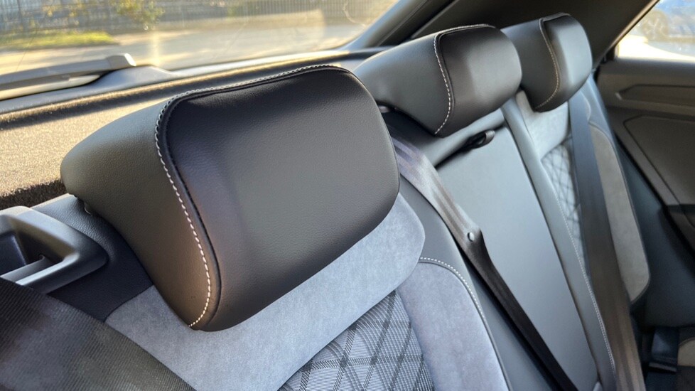 Used Volkswagen T-Roc 2025 for sale - 76025272: Photo 69