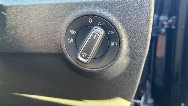 Used Volkswagen T-Roc 2025 for sale - 76025272: Photo 73