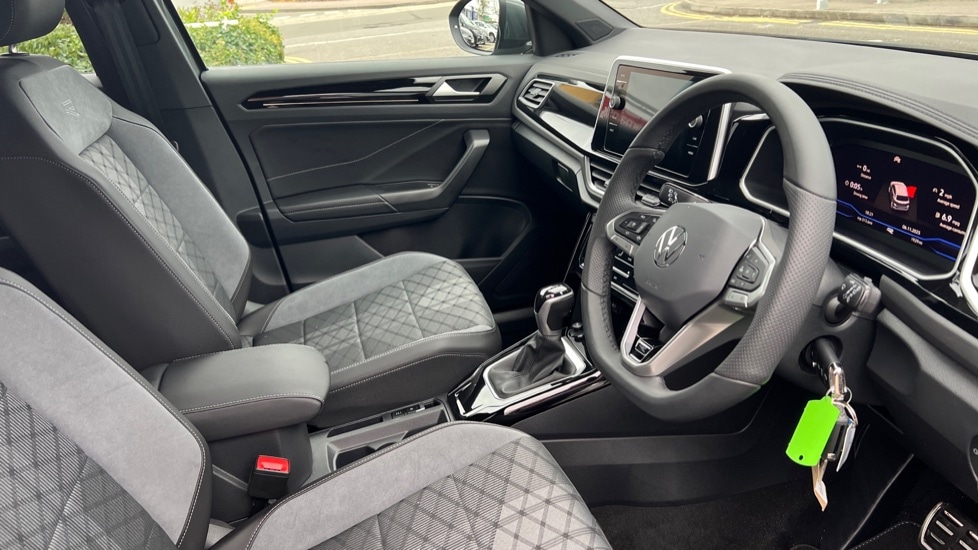 Used Volkswagen T-Roc 2025 for sale - 76501567: Photo 26