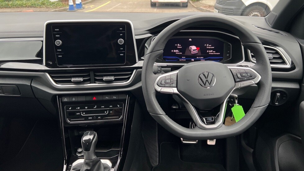 Used Volkswagen T-Roc 2025 for sale - 76501567: Photo 27