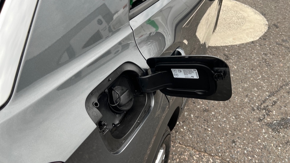 Used Volkswagen T-Roc 2025 for sale - 76501567: Photo 29