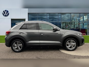 Used Volkswagen T-Roc 2025 for sale - 76501567: Photo