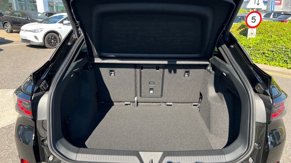 Used Volkswagen ID.5 2025 for sale - 76869421: Photo 16