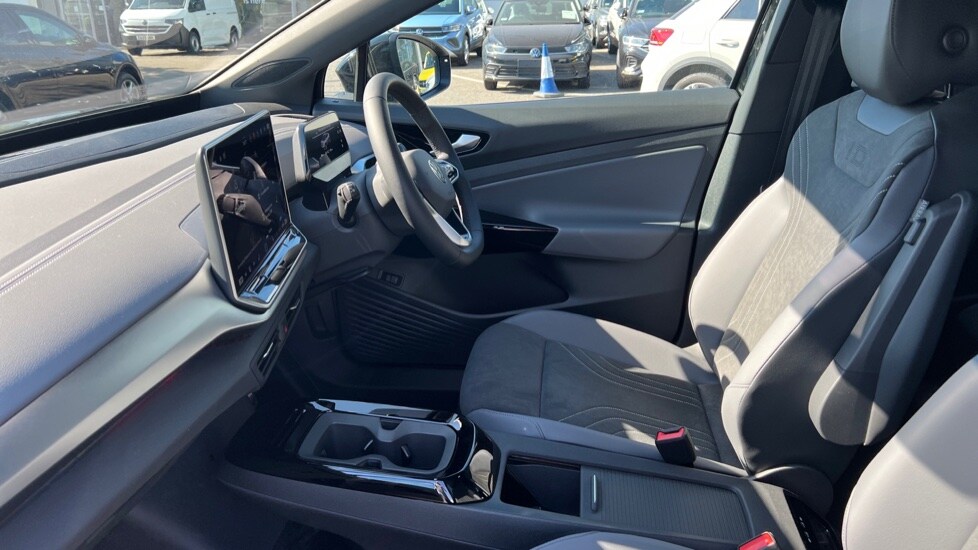 Used Volkswagen ID.5 2025 for sale - 76869421: Photo 28