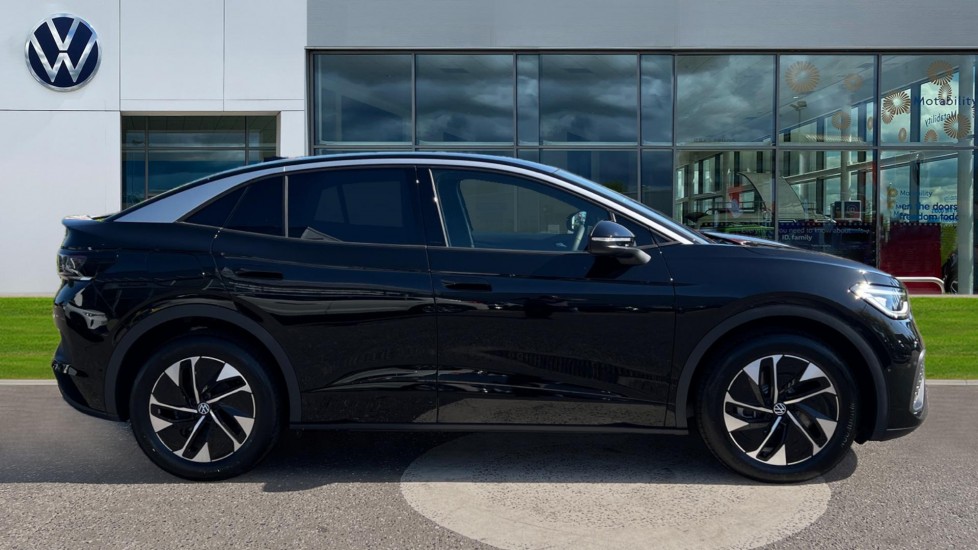 Used Volkswagen ID.5 2025 for sale - 76869421: Photo 4