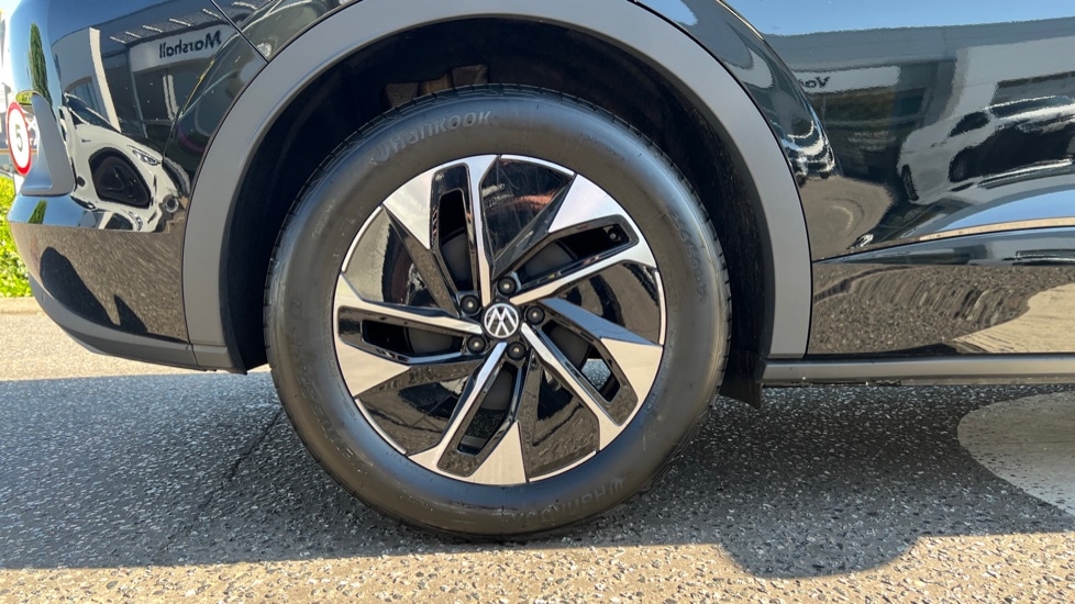 Used Volkswagen ID.5 2025 for sale - 76869421: Photo 5