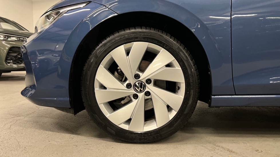 Used Volkswagen Golf 2024 for sale - 76873418: Photo 18