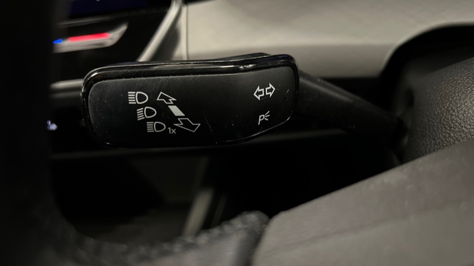 Used Volkswagen Golf 2024 for sale - 76873418: Photo 31