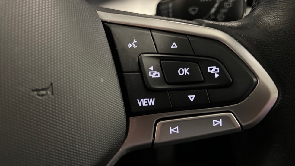 Used Volkswagen Golf 2024 for sale - 76873418: Photo 32