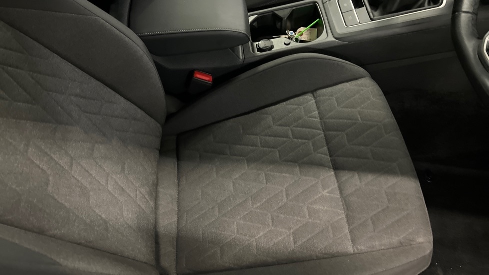 Used Volkswagen Golf 2024 for sale - 76873418: Photo 39