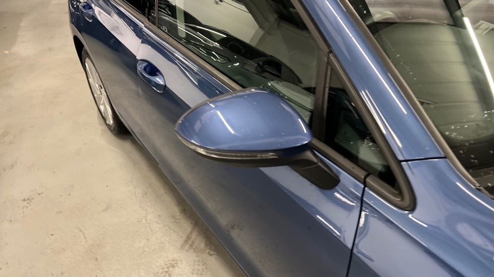 Used Volkswagen Golf 2024 for sale - 76873418: Photo 51