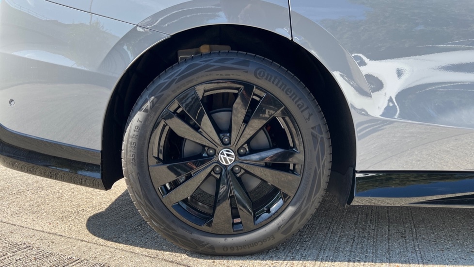 Used Volkswagen ID.7 2025 for sale - 76870594: Photo 5