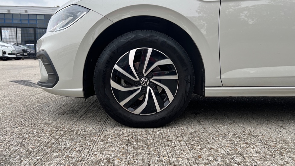 Used Volkswagen Polo 2024 for sale - 76195957: Photo 18