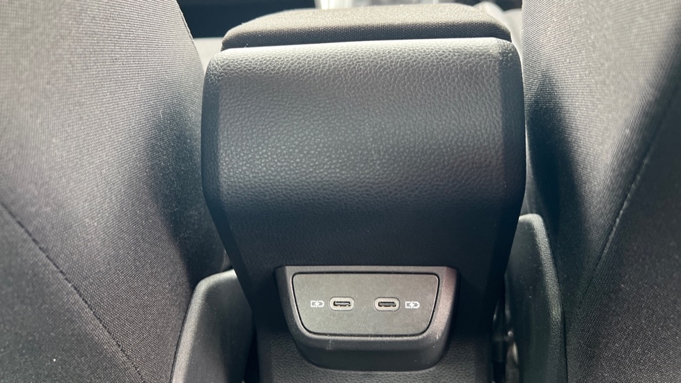 Used Volkswagen Polo 2024 for sale - 76195957: Photo 34
