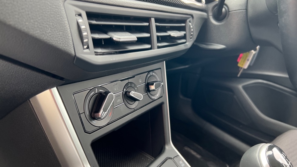 Used Volkswagen Polo 2024 for sale - 76195957: Photo 47