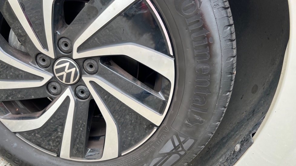 Used Volkswagen Polo 2024 for sale - 76195957: Photo 51
