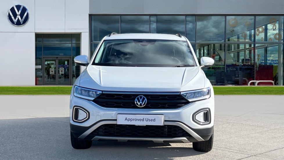 Used Volkswagen T-Roc 2023 for sale - 76870471: Photo 10