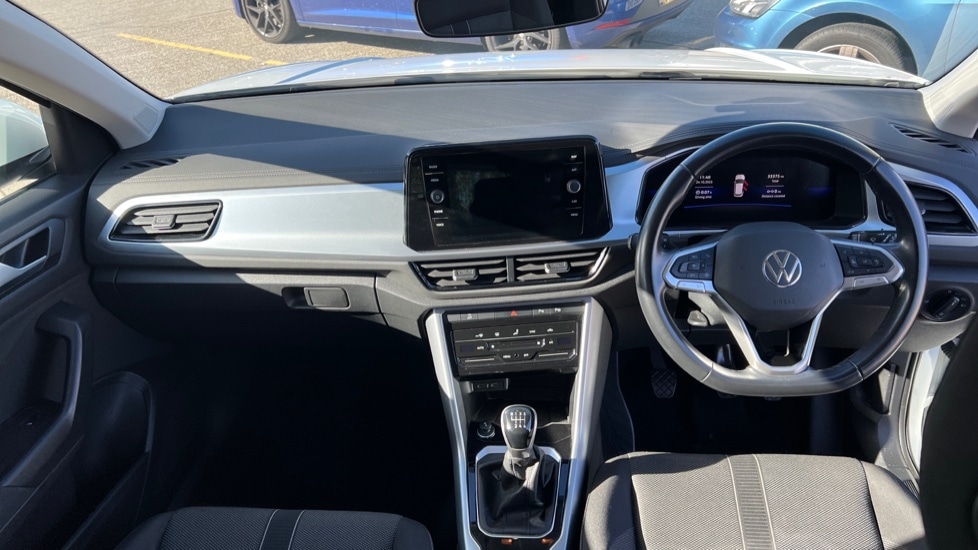 Used Volkswagen T-Roc 2023 for sale - 76870471: Photo 12