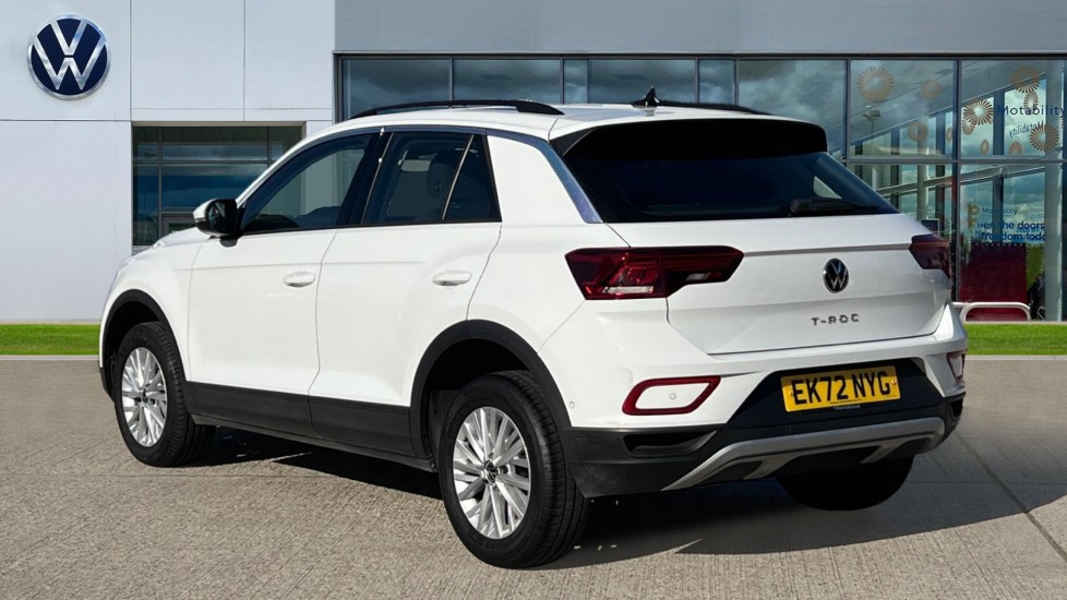 Used Volkswagen T-Roc 2023 for sale - 76870471: Photo 3