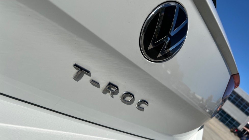 Used Volkswagen T-Roc 2023 for sale - 76870471: Photo 50