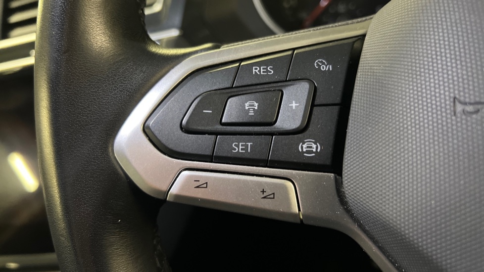 Used Volkswagen Tiguan 2022 for sale - 76788358: Photo 30