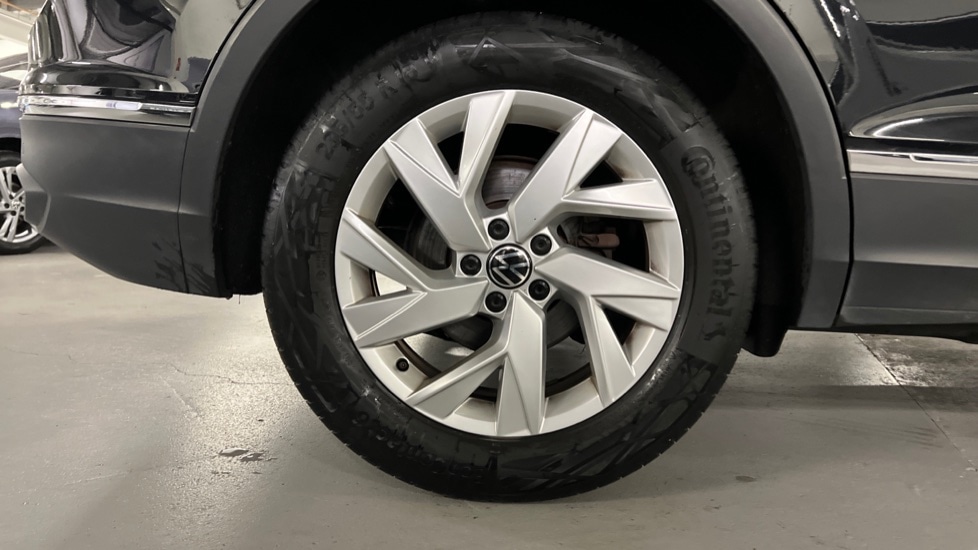 Used Volkswagen Tiguan 2022 for sale - 76788358: Photo 5