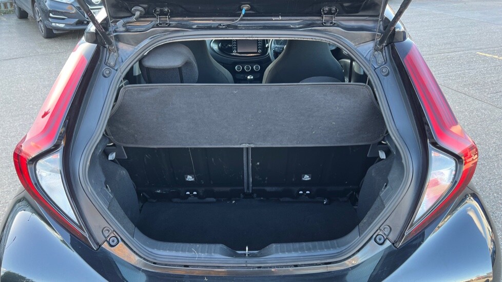 Used Toyota Aygo X 2022 for sale - 76872208: Photo 15