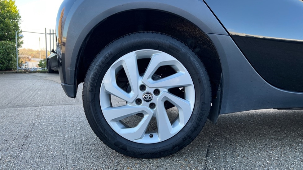 Used Toyota Aygo X 2022 for sale - 76872208: Photo 19