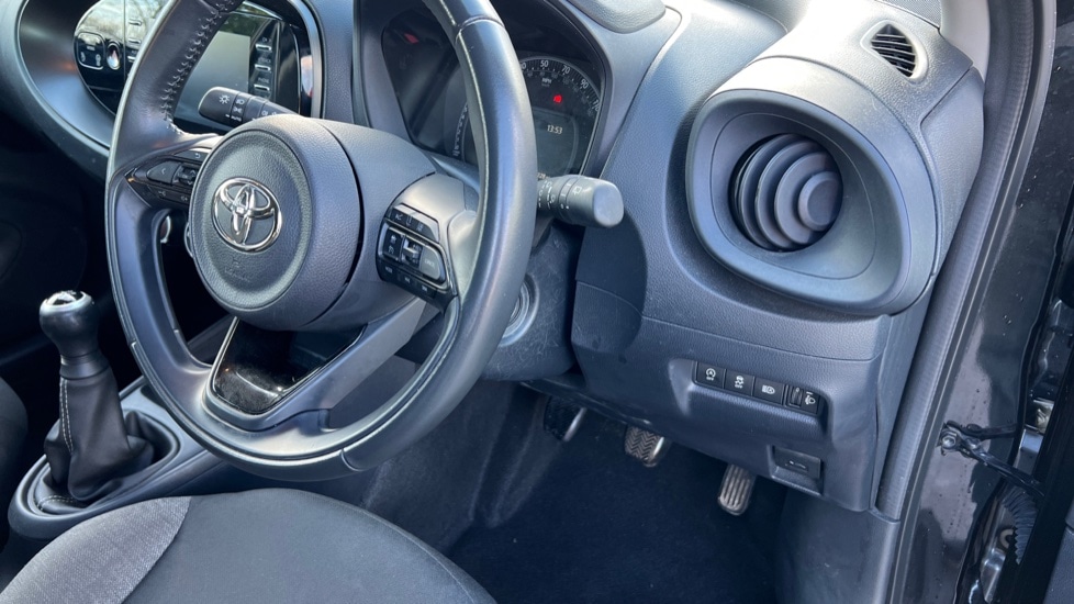 Used Toyota Aygo X 2022 for sale - 76872208: Photo 61