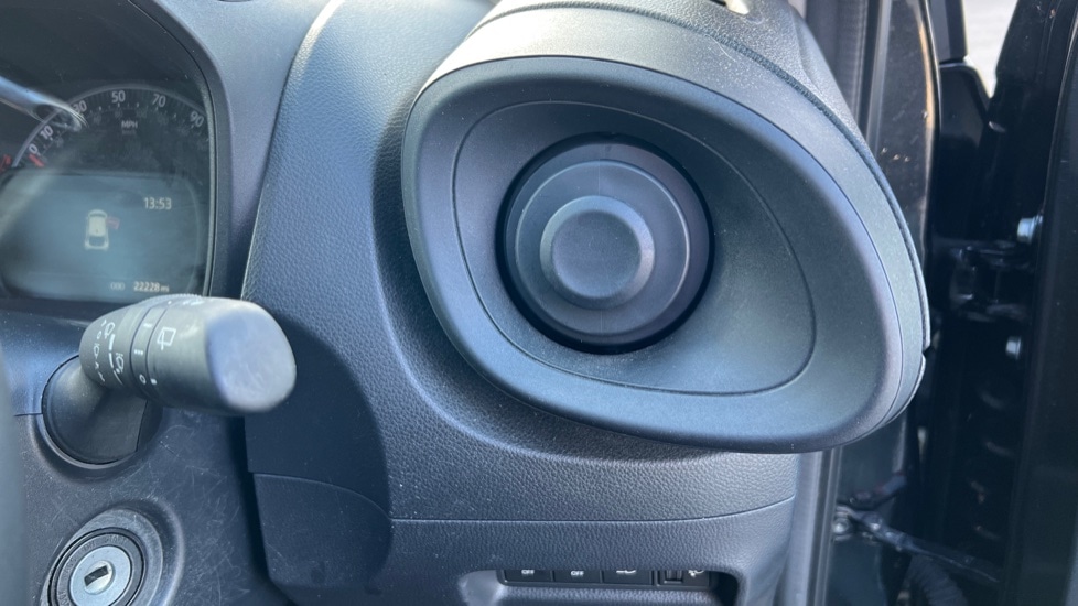 Used Toyota Aygo X 2022 for sale - 76872208: Photo 62