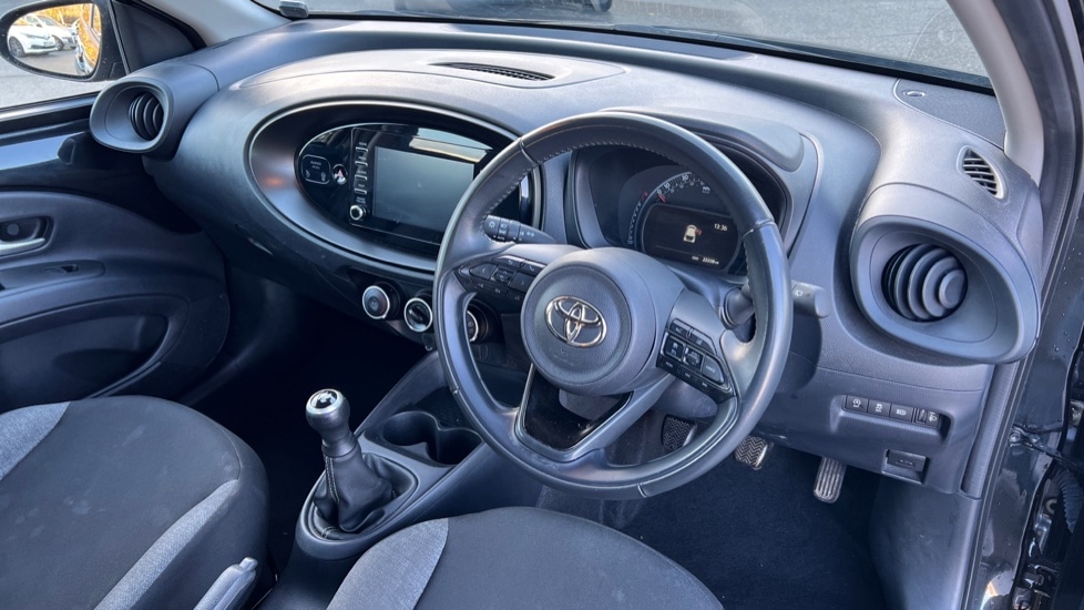 Used Toyota Aygo X 2022 for sale - 76872208: Photo 9