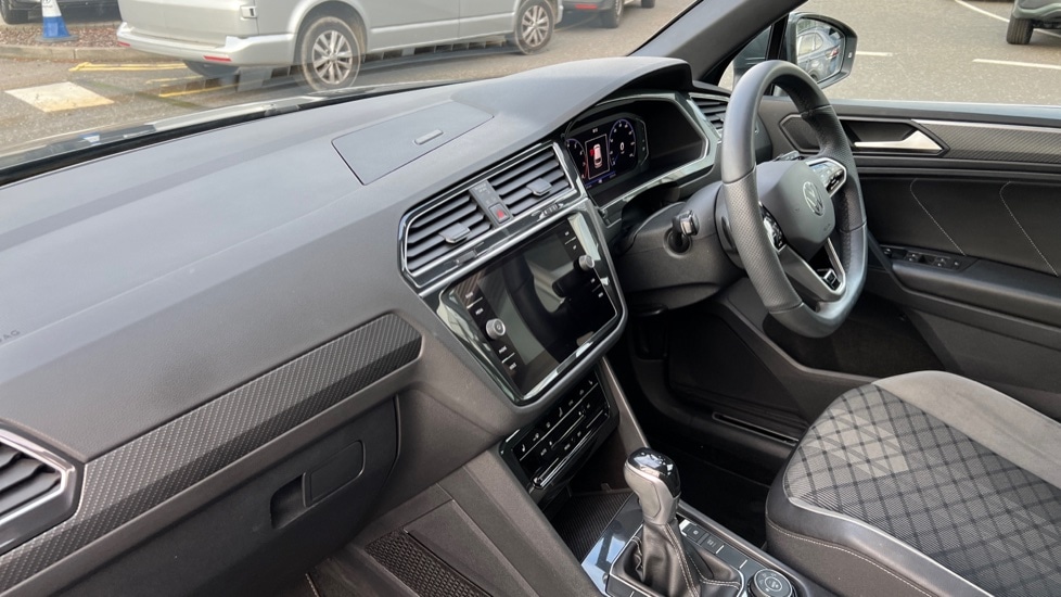 Used Volkswagen Tiguan 2021 for sale - 77075708: Photo 2