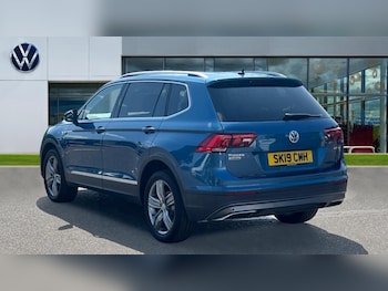 Used Volkswagen Tiguan Allspace 2019 for sale - 75688616: Photo