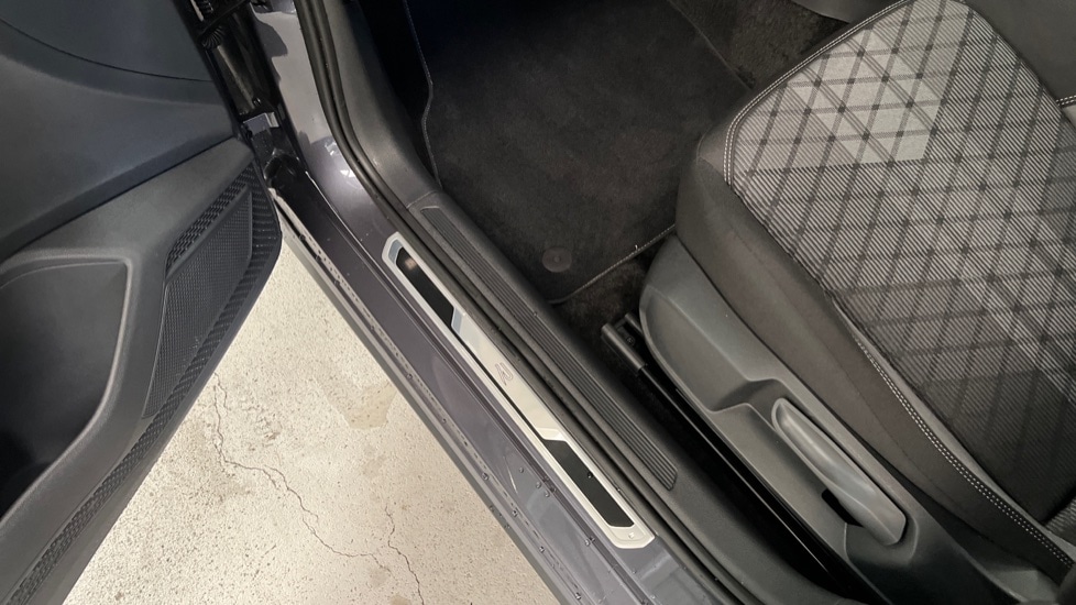 Used Volkswagen Polo 2025 for sale - 76140451: Photo 42