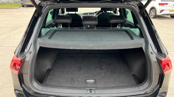Used Volkswagen Tiguan 2019 for sale - 76203743: Photo 16