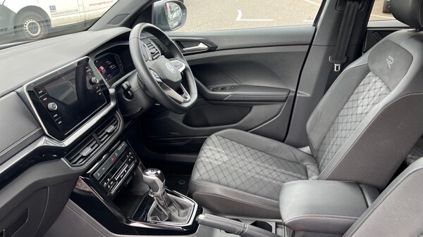 Used Volkswagen T-Cross 2024 for sale - 75618527: Photo 28