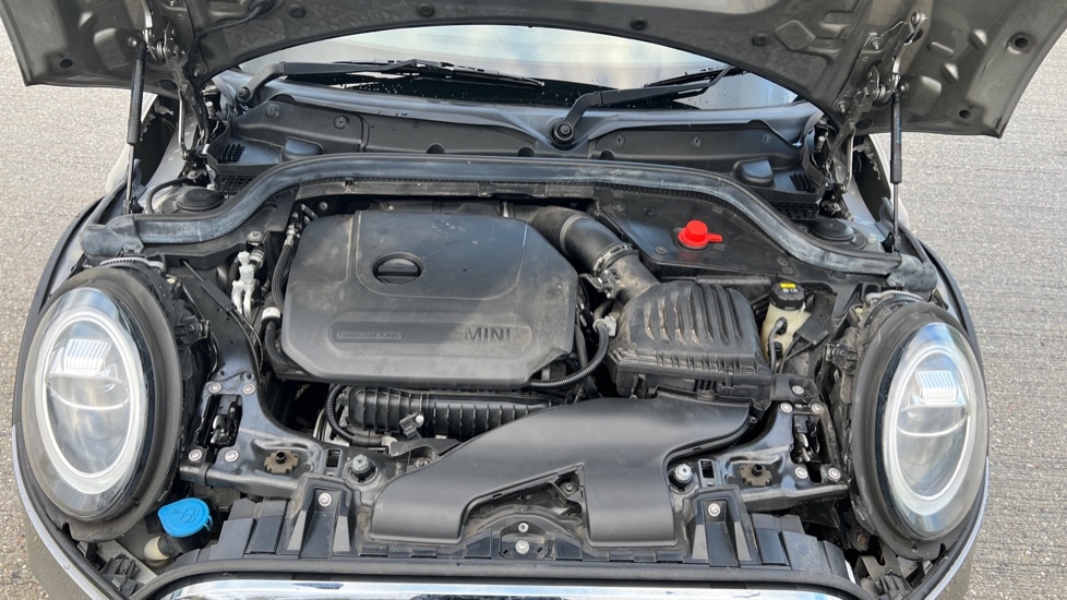 Used MINI Hatch 2019 for sale - 76869459: Photo 16