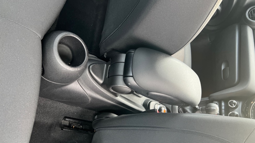 Used MINI Hatch 2019 for sale - 76869459: Photo 33