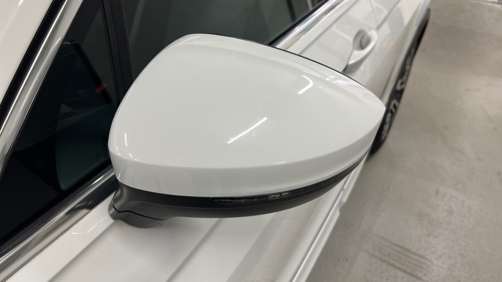 Used Volkswagen Tiguan 2020 for sale - 77010239: Photo 47