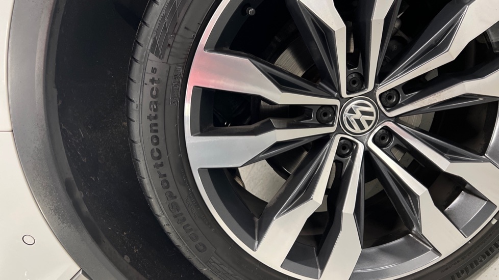 Used Volkswagen Tiguan 2020 for sale - 77010239: Photo 58